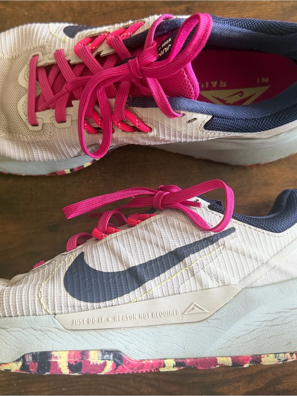 Nike Juniper Trail 2 Women’s Trail Running Hiking Shoes Pink Navy Size 8 - Picture 2 of 7